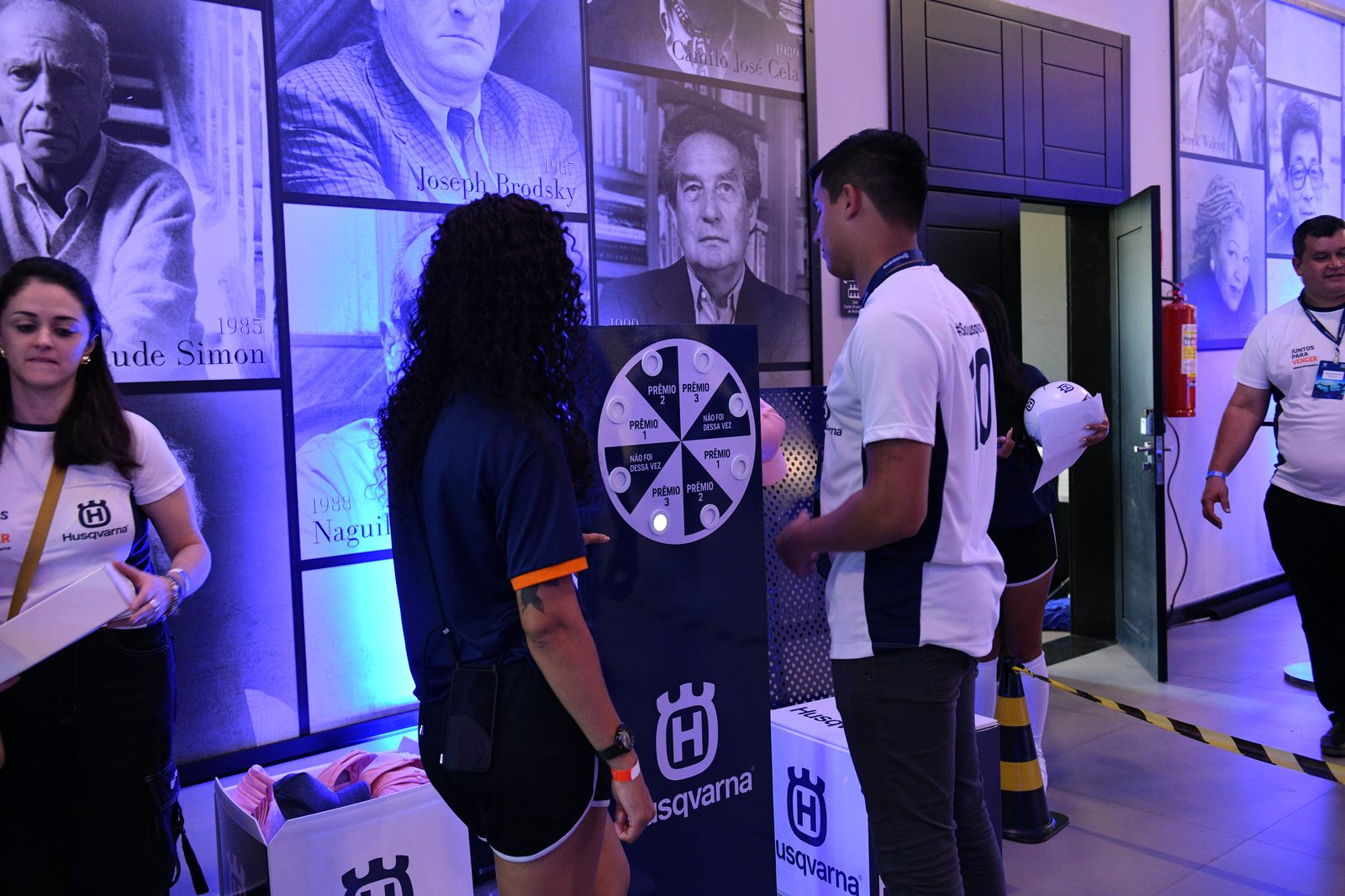 Ativação roleta de prêmios Husqvarna durante a Convenção 2025